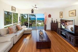4 Scrub dog friendly