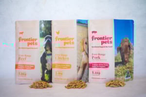 Frontier Pets Food Travelling With Pets Feeding Dogs On The Go