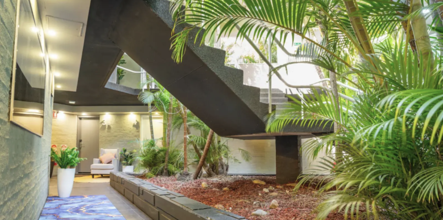 Motel 10 Greenacre Main